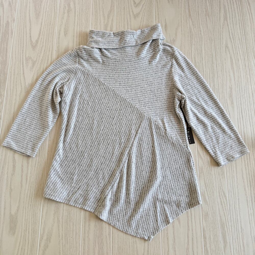 3rd + Malt Women’s Size XL Gray White Striped Asymmetrical Sweater
